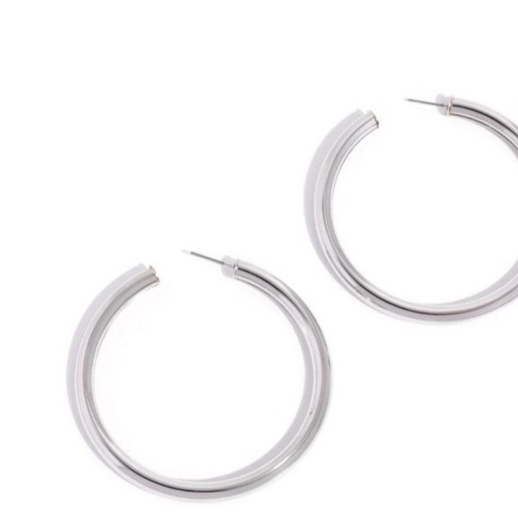 Paparazzi Elegant Silver Hoop Earrings - Picture 2 of 2